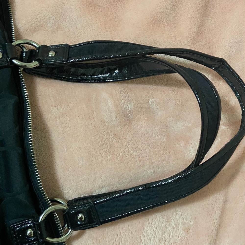 EUC Like New Gorgeous Black Coach Purse!! - Picture 8 of 13